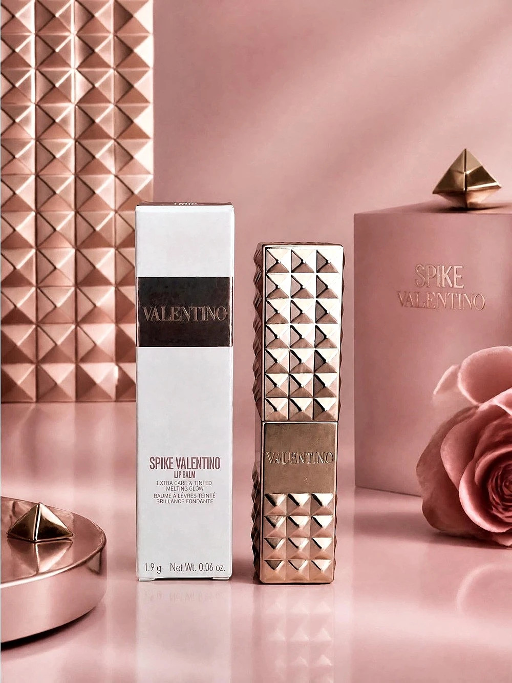 Valentino - Spike Valentino Lip Balm - Rose in the Woods.
